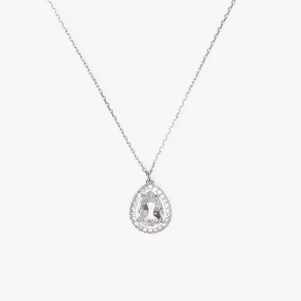 Kate Spade Brilliant Statements Pave Halo Mini Pendant Necklace NWT‎